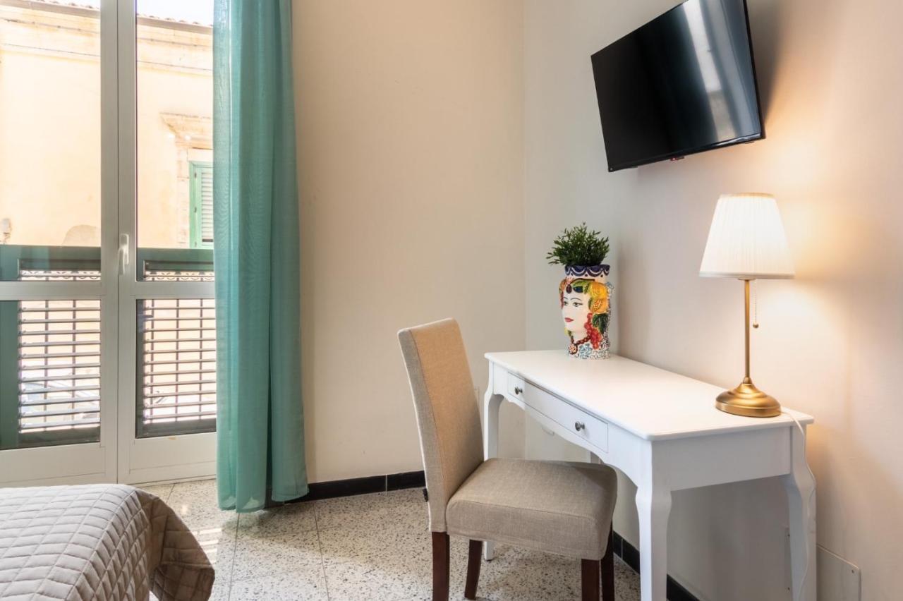 Hotel Aurispa Noto